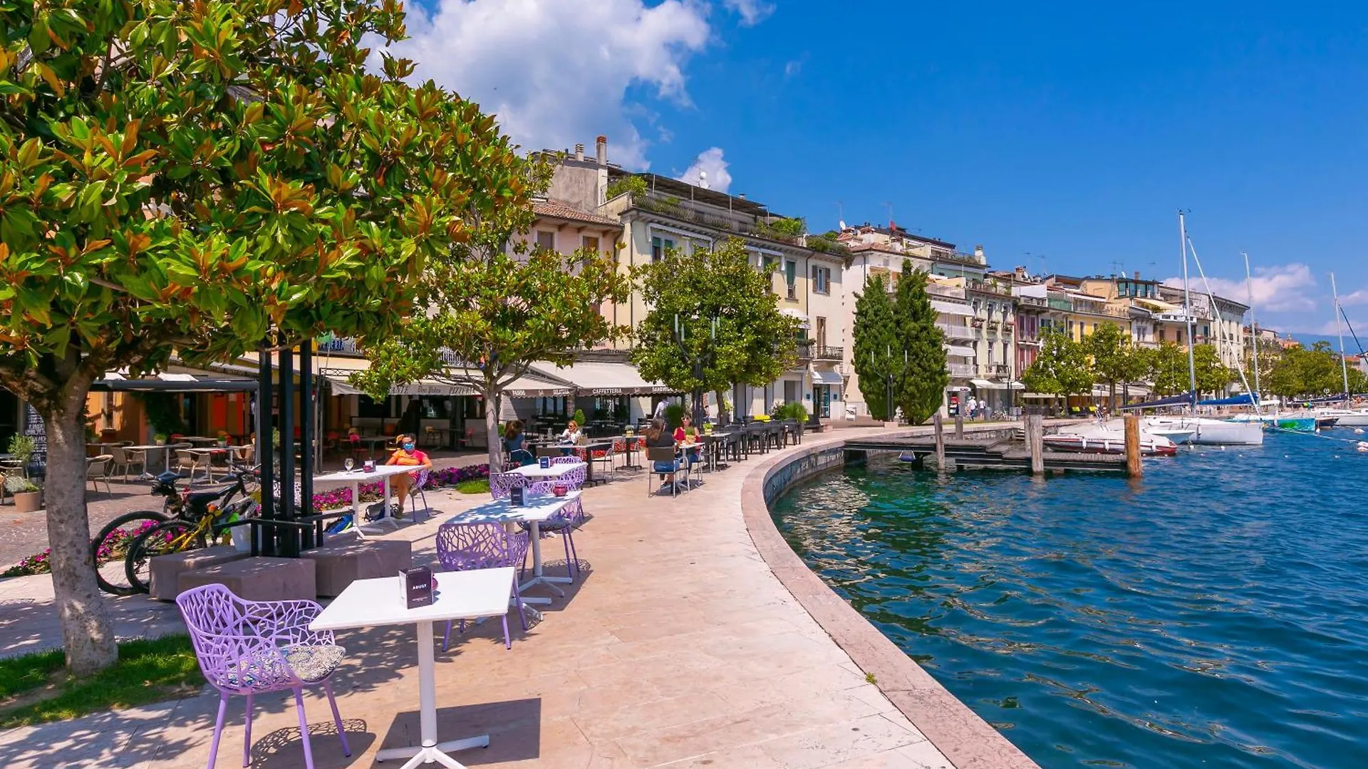 Appartement Elena Apart-Balcony & Parking Private - Happy Rentals Salò Italië